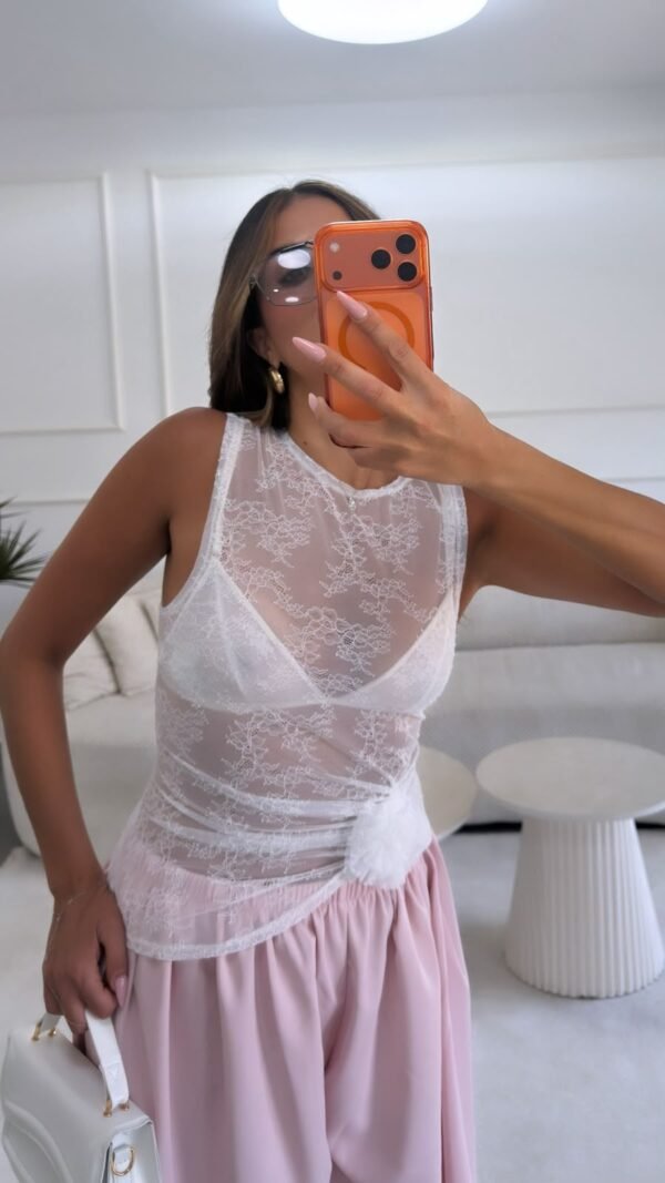 Amore Lace Top